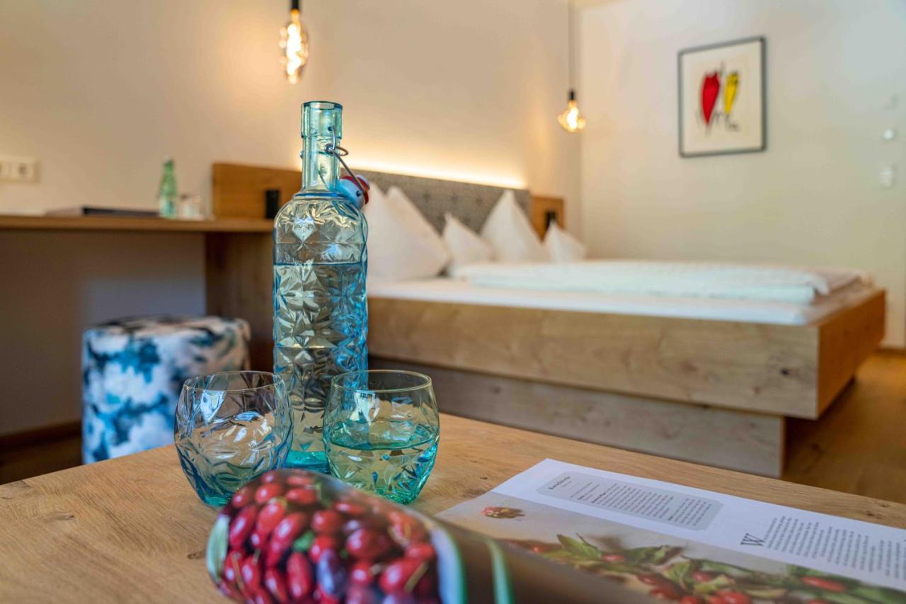 Das Leonhard - Naturparkhotel Am Weissensee Εξωτερικό φωτογραφία