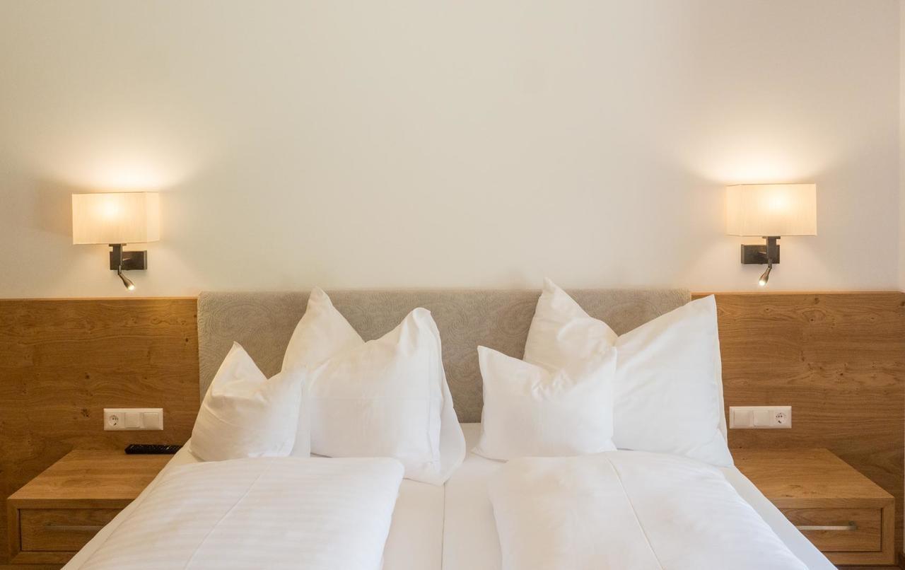 Das Leonhard - Naturparkhotel Am Weissensee Εξωτερικό φωτογραφία